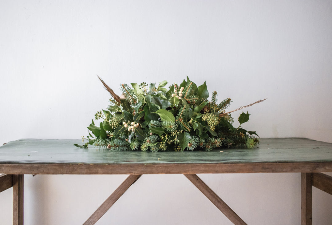 Table Decorations | Round | White Berries