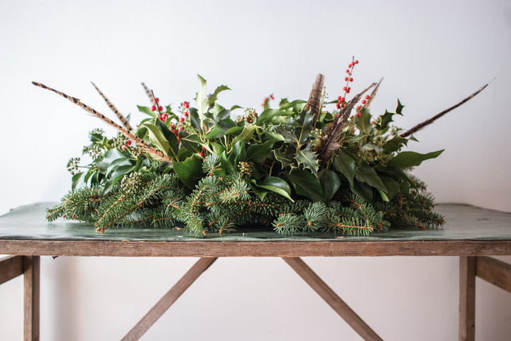 Table Decorations | Round | Red Berries