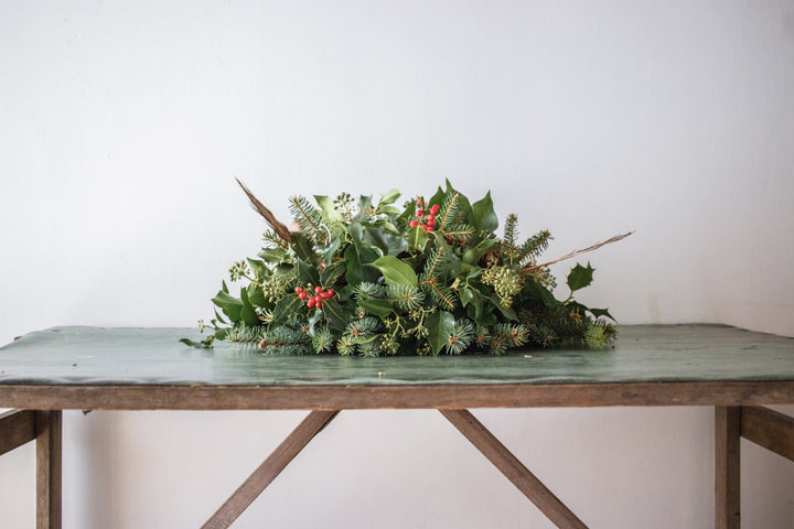Table Decorations | Round | Red Berries